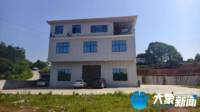皇冠信用网出租足球
_暗访长沙地下代孕实验室：无牌车单日转运超10名女性进入