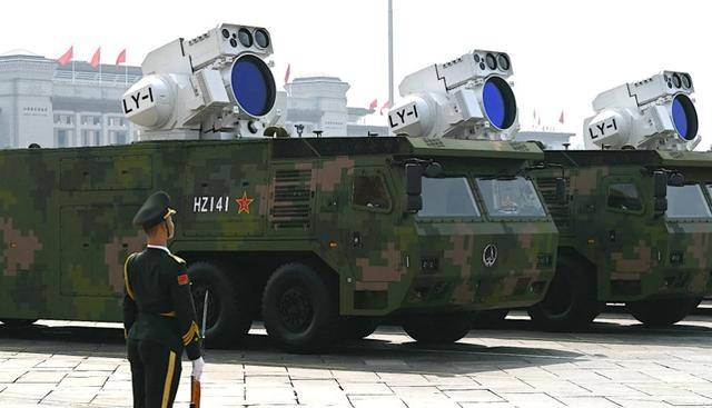 保德比斯基vs胡特尼克_9·3阅兵刚结束保德比斯基vs胡特尼克，沙特抱怨中国激光武器不行，这是看上更好的了？