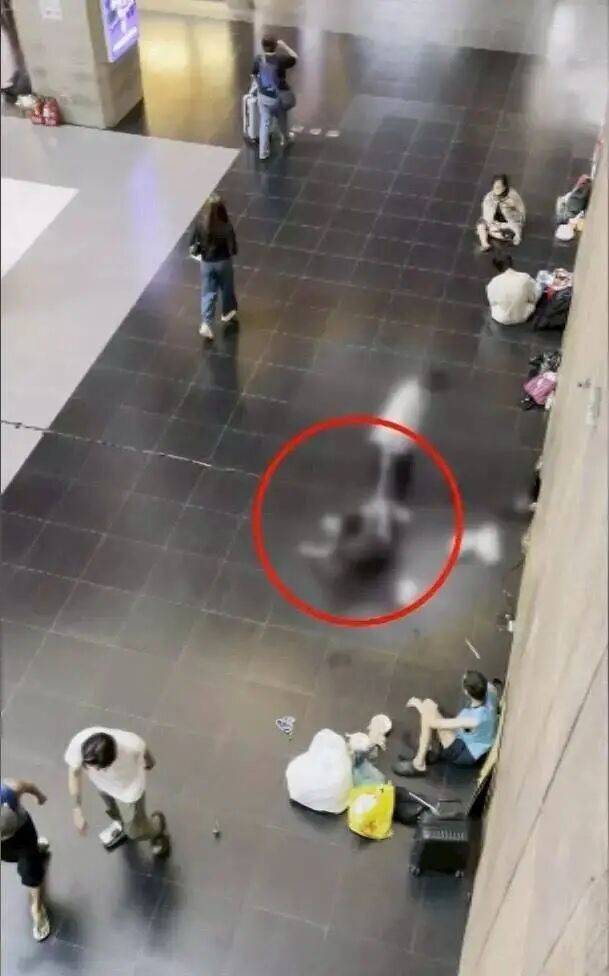 皇冠信用盘登1,登2,登3出租
_通缉犯在台北车站性侵香港女游客皇冠信用盘登1,登2,登3出租
,在侦查中翻供