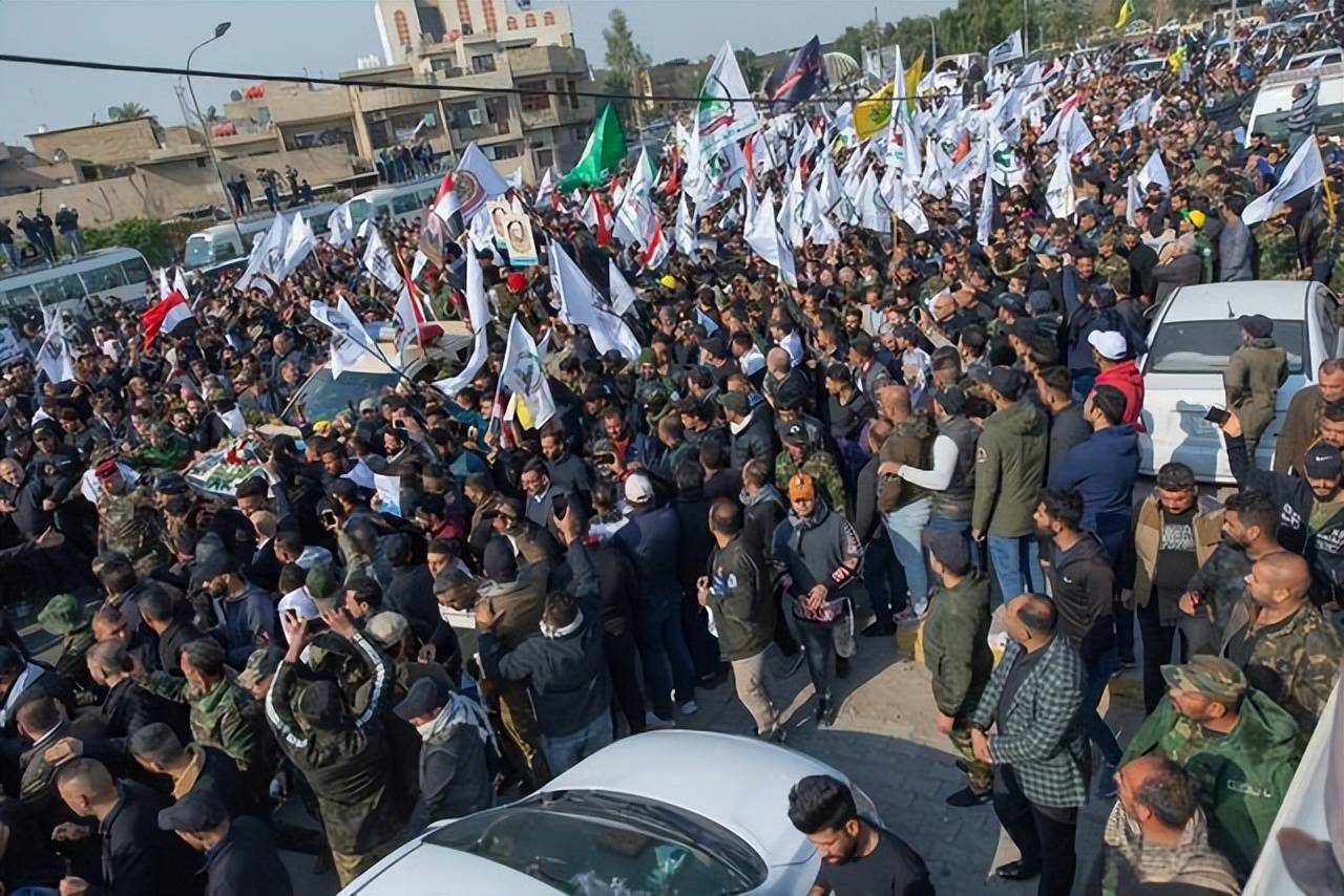 世界杯足球平台登三出租 _伊朗88名宗教学者开会世界杯足球平台登三出租 ,以军瞬间炸平大楼,统治神经被根除?